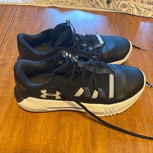 Like new under armour sneakers, originally listed as volleyball sneakers